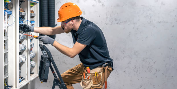 Best Licensed Electrician  in Tangerine, FL